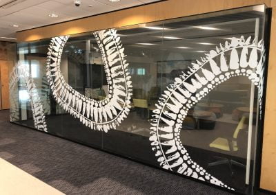 Window-white-vinyl-graphic